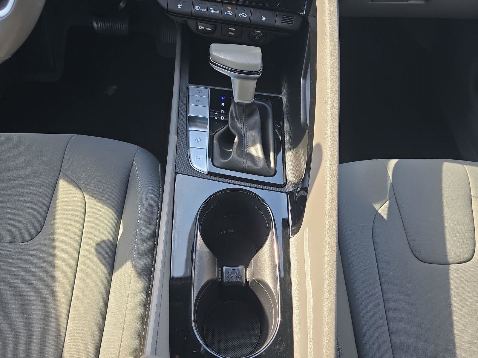 Used 2023 Hyundai Elantra SEL w/ Convenience Package FWD image 19