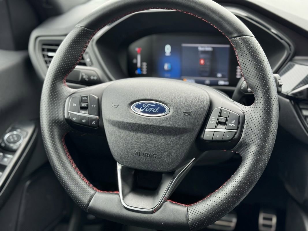 Used 2024 Ford Escape ST-Line image 21