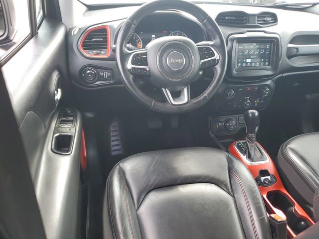 Used 2019 Jeep Renegade Trailhawk image 11