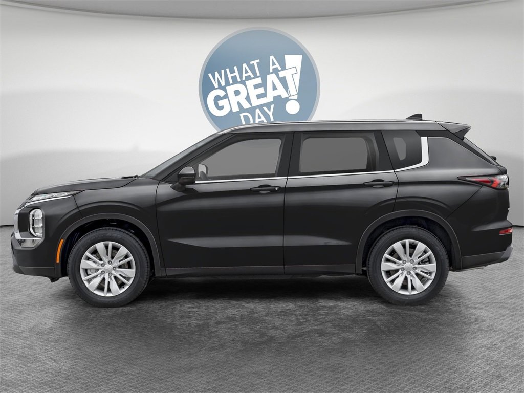 New 2026 Mitsubishi Outlander ES image 3