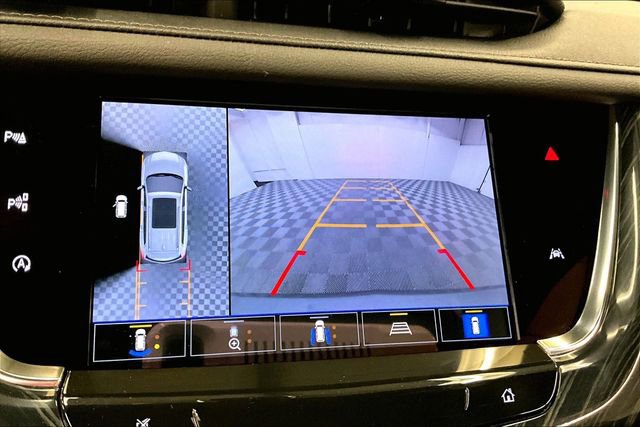 Used 2023 Cadillac XT6 Premium Luxury w/ Technology Package image 30