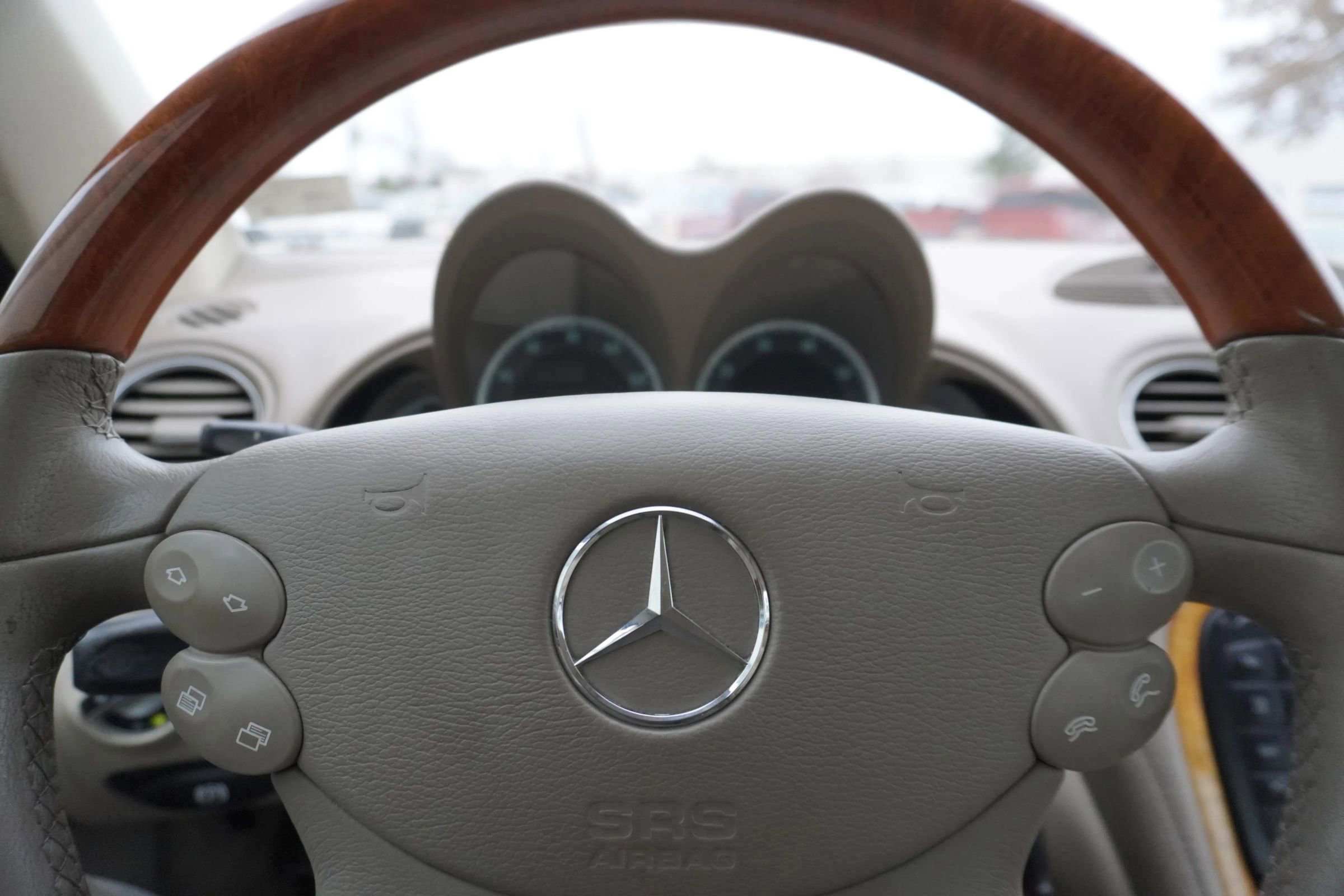 Used 2004 Mercedes-Benz SL 500 image 15