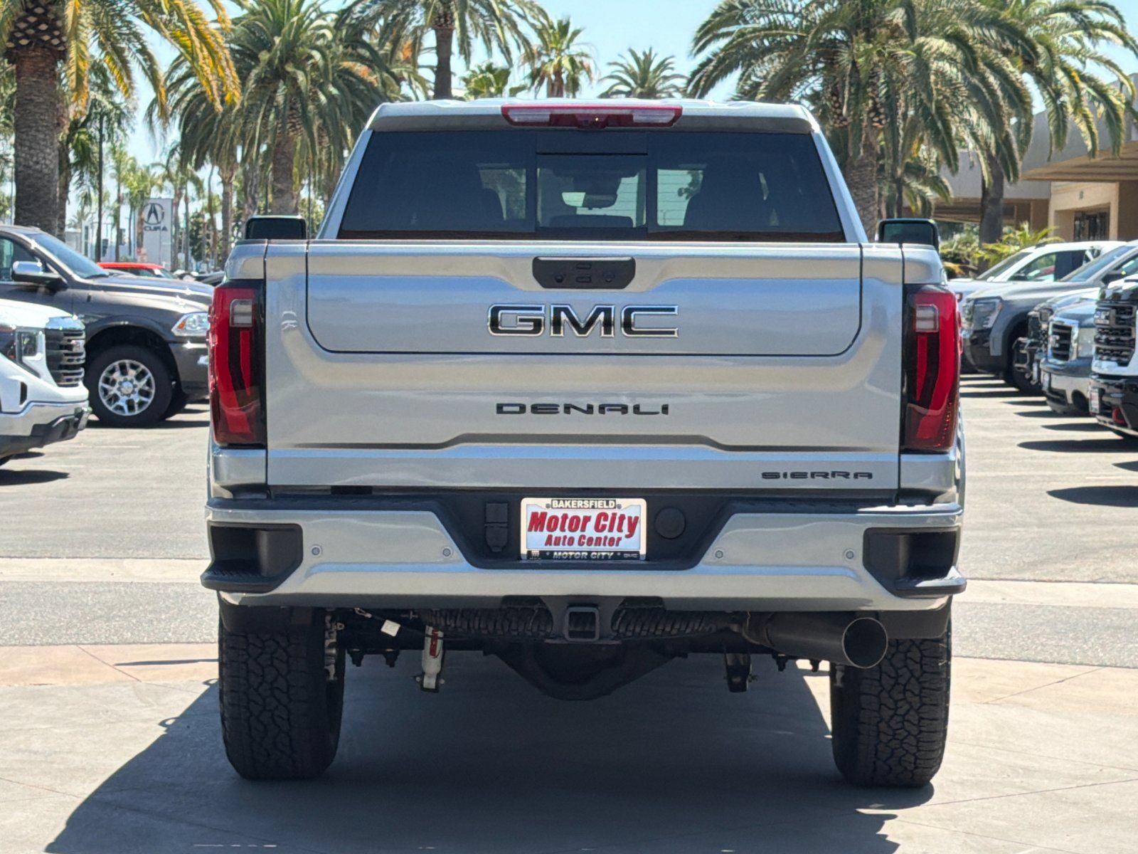 New 2026 GMC Sierra 3500 Denali Ultimate w/ LPO, Black Badging Package AWD/4WD image 5