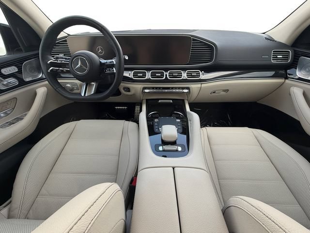 Used 2024 Mercedes-Benz GLS 580 4MATIC w/ Warmth & Comfort Package image 12