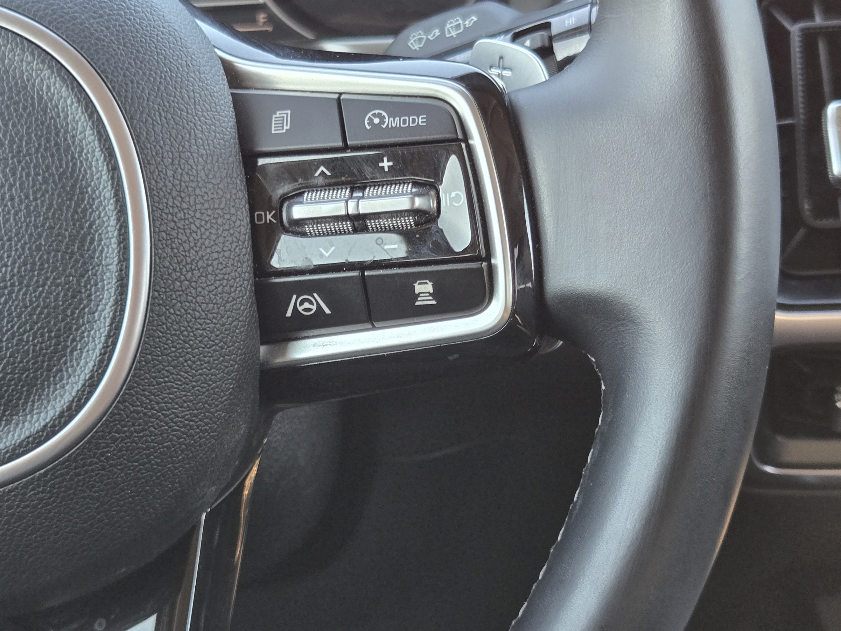 Used 2023 Kia Sorento EX w/ Panoramic Sunroof Package FWD image 31