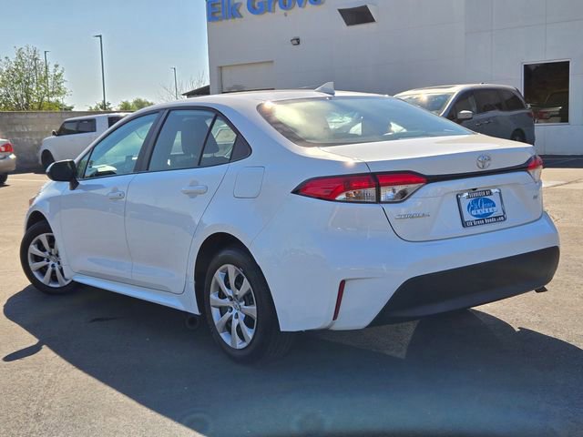 Used 2025 Toyota Corolla LE FWD image 6