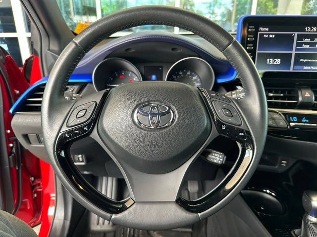 Used 2020 Toyota C-HR XLE FWD image 21