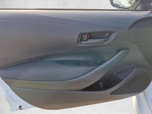 Used 2025 Toyota Corolla LE FWD image 10