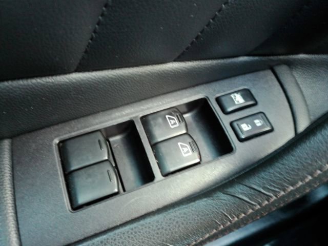 Used 2017 INFINITI QX70 AWD image 31