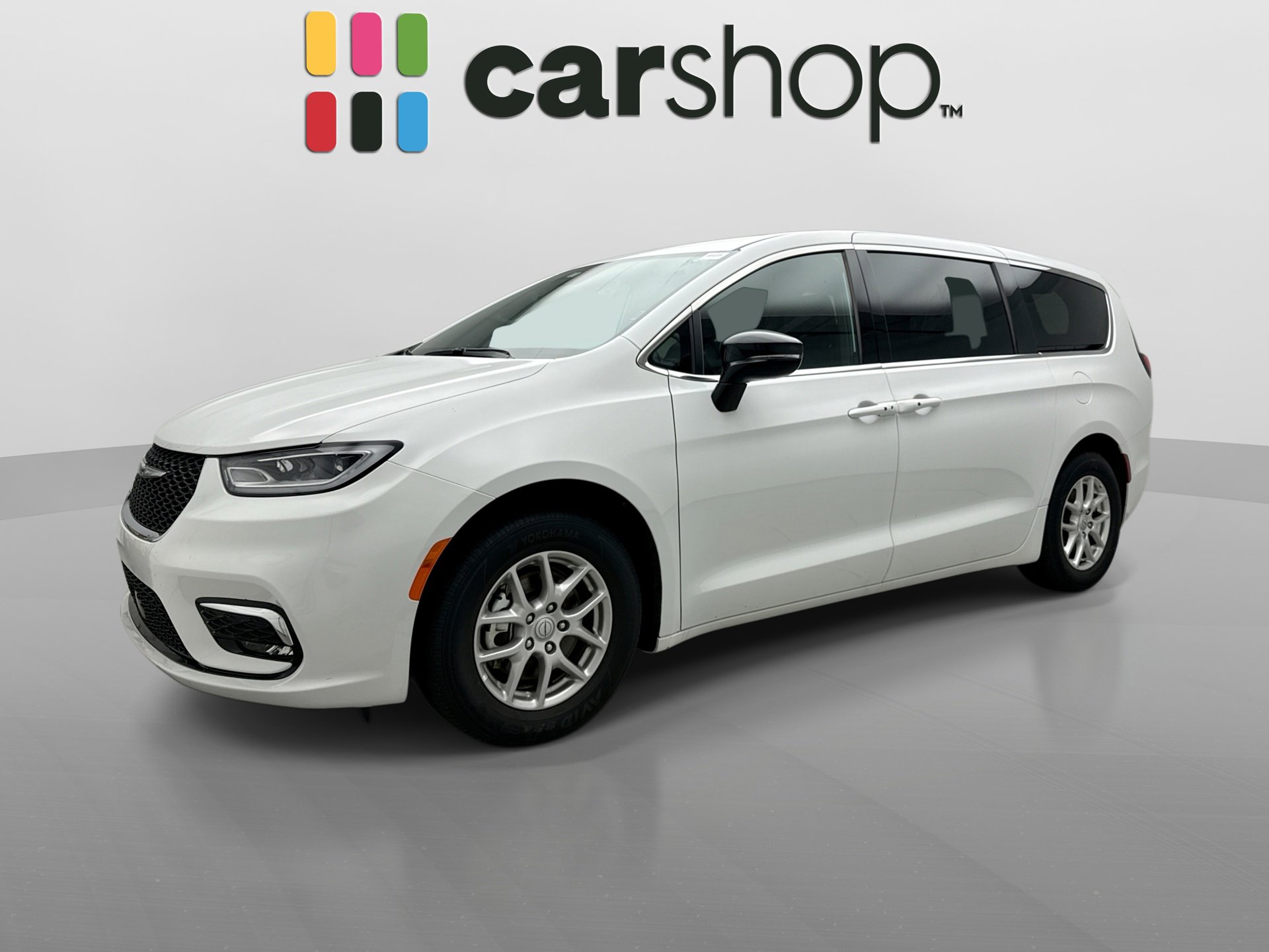 Used 2025 Chrysler Pacifica Select