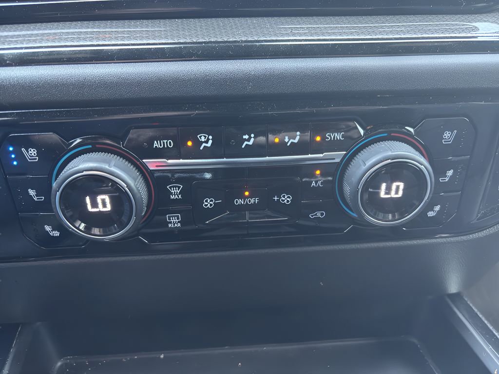 Used 2024 Chevrolet Silverado 1500 ZR2 w/ ZR2 Bison Edition AWD/4WD image 18