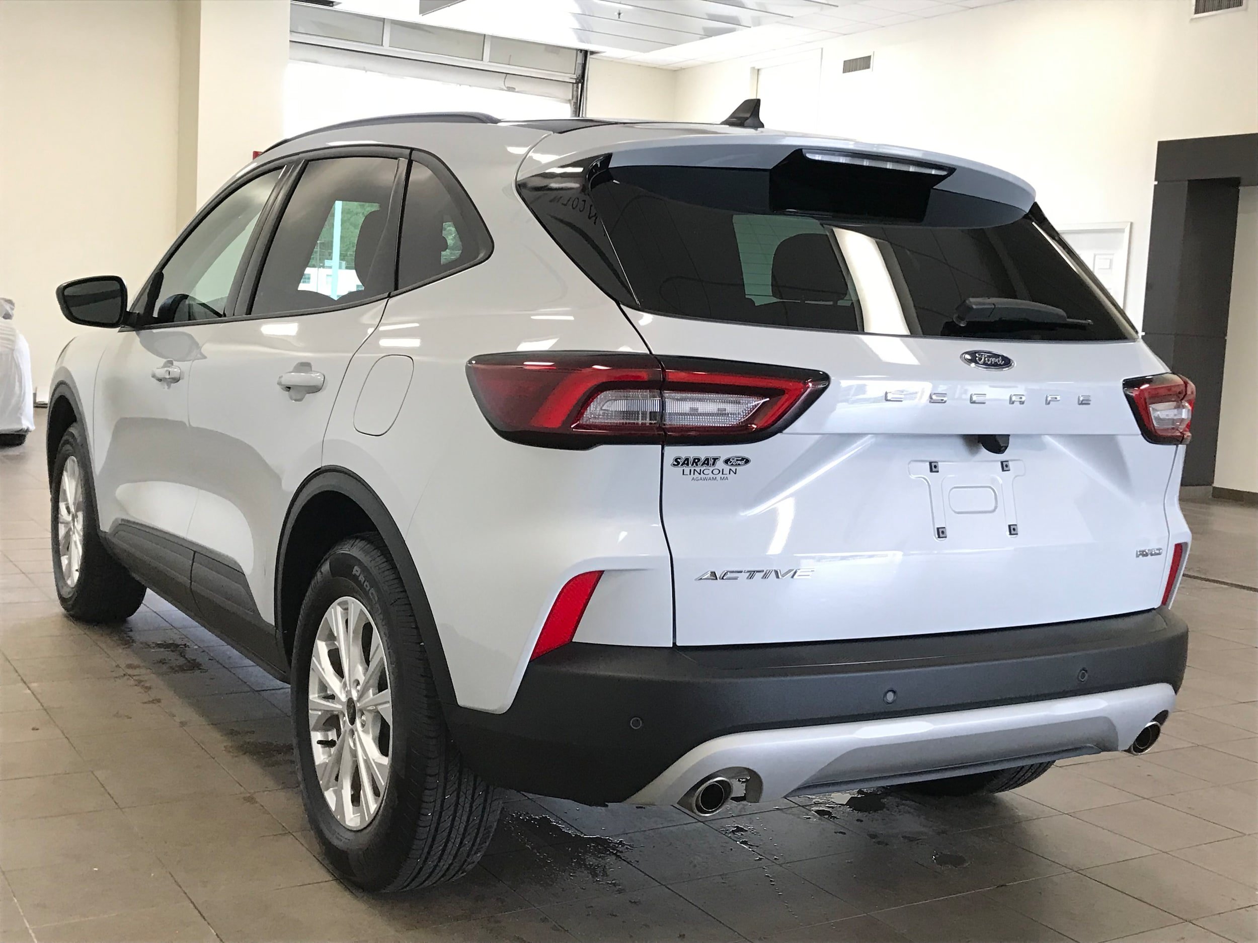 Certified 2026 Ford Escape Active w/ Active Premium Tech Pack AWD/4WD image 5