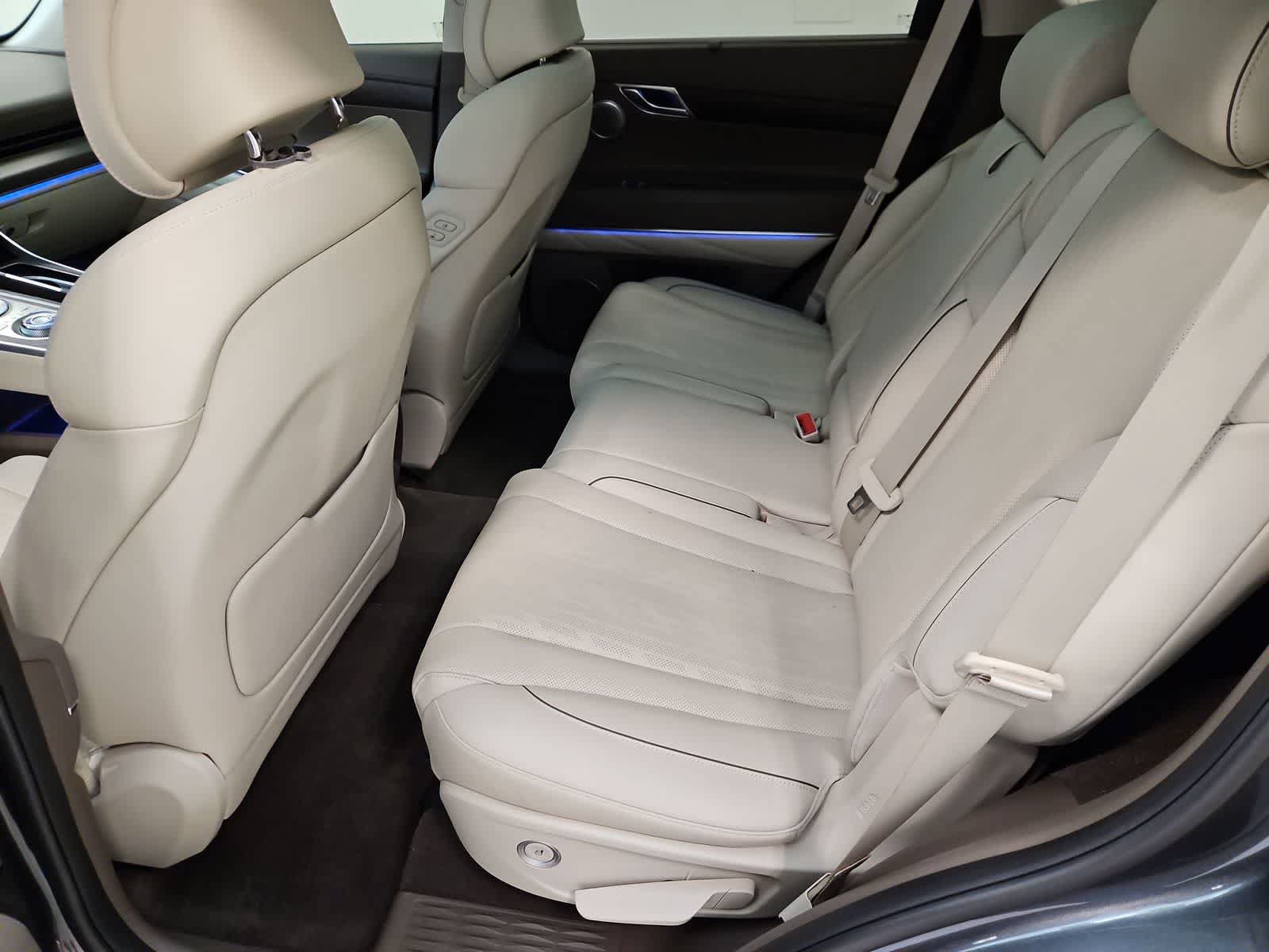 Used 2022 Genesis GV80 2.5T w/ Prestige Package 05 RWD image 22
