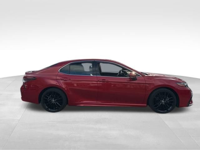 Used 2021 Toyota Camry XSE image 8