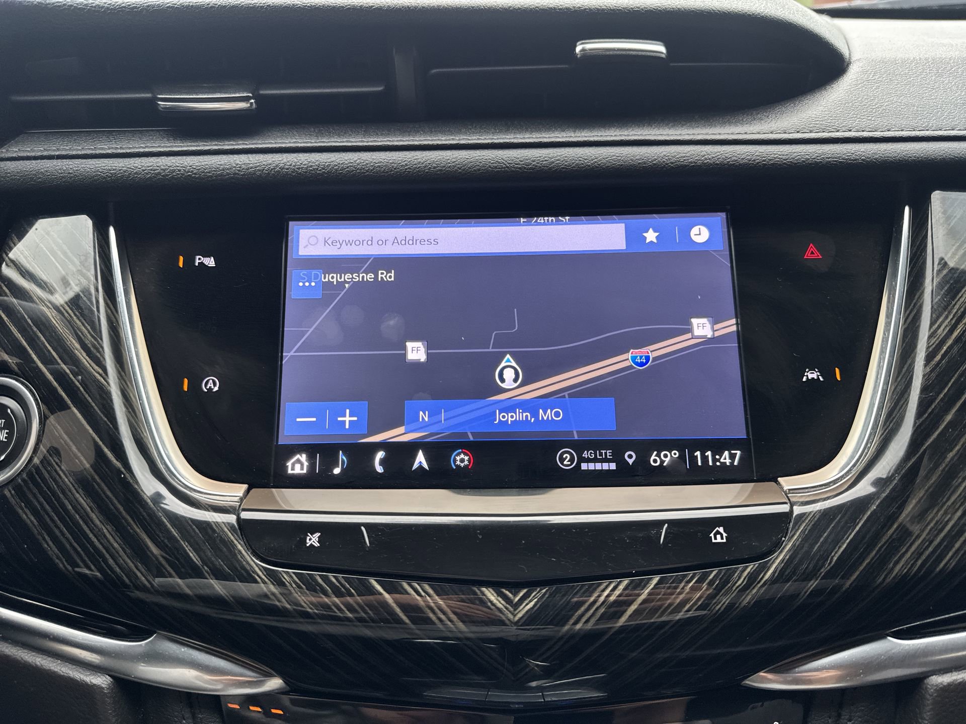 Certified 2023 Cadillac XT6 Premium Luxury FWD image 17
