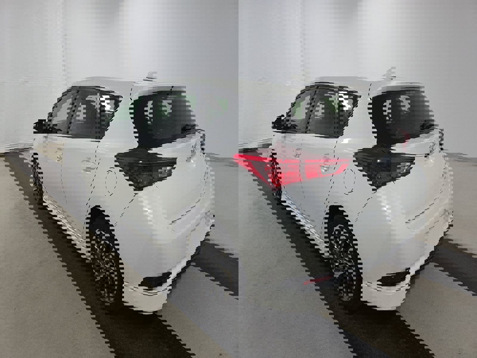 Used 2018 Toyota Corolla iM w/ Carpet Mat Package (TMS) image 5