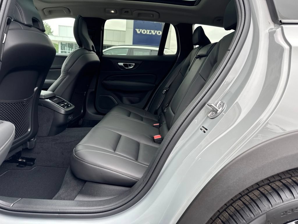 New 2026 Volvo V60 B5 Cross Country Ultra w/ Climate Package AWD/4WD image 5