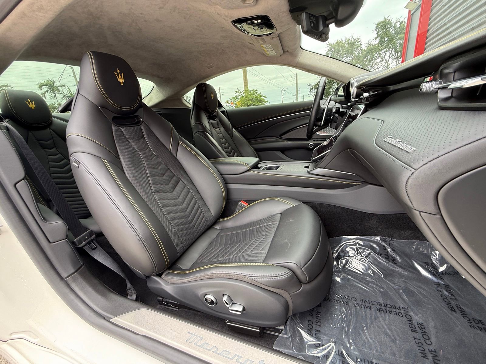 Used 2024 Maserati GranTurismo Trofeo AWD/4WD image 35