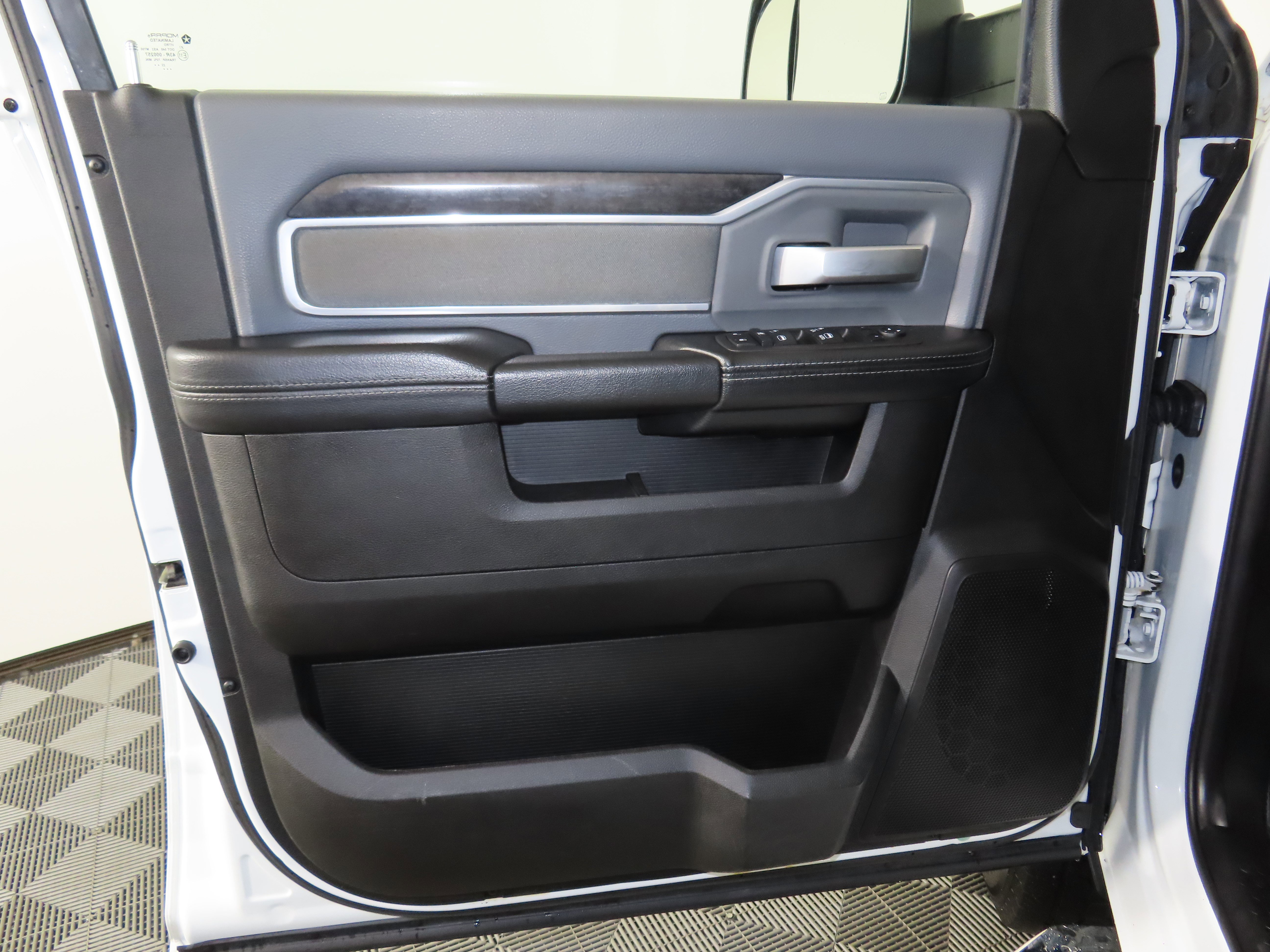 Used 2022 RAM 2500 Big Horn image 48