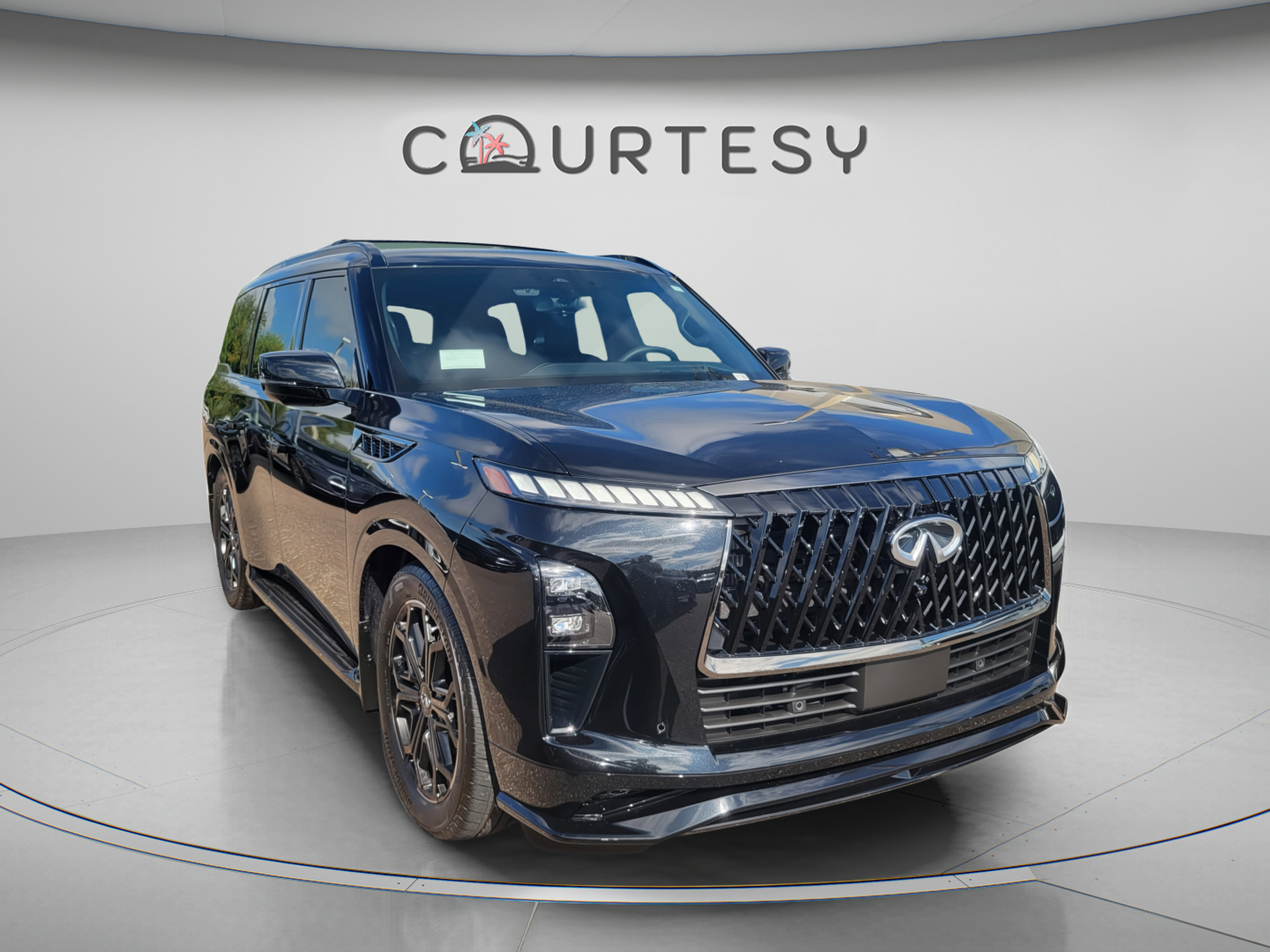 Certified 2026 INFINITI QX80 4WD w/ Sport Exterior Package image 4