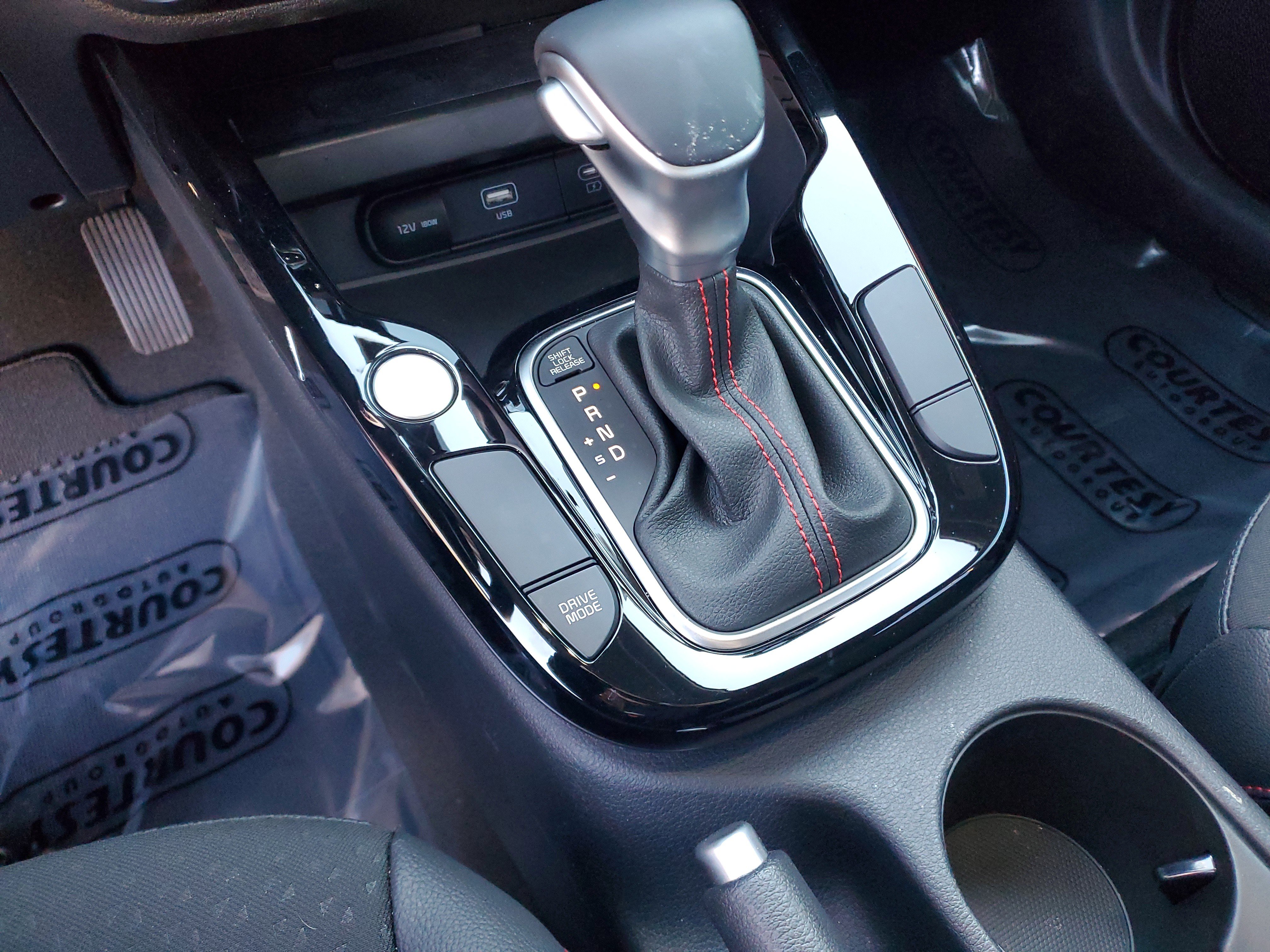 Used 2025 Kia Soul GT-Line image 27