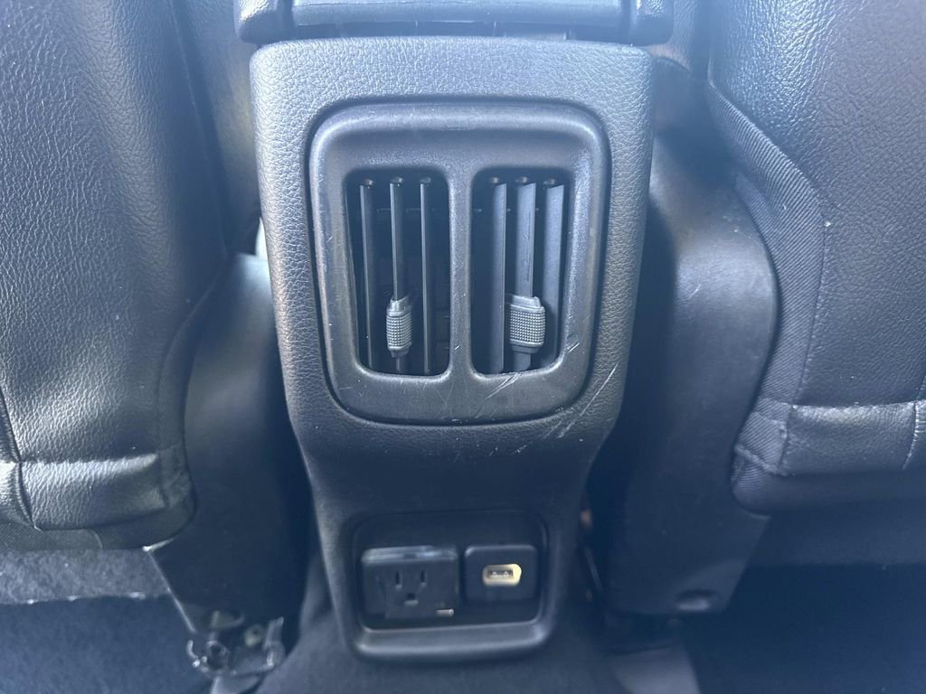 Used 2019 Jeep Compass Limited image 16