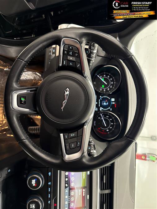 Used 2020 Jaguar E-PACE R-Dynamic S image 25