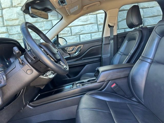 Used 2023 Lincoln Corsair Reserve w/ Equipment Group 201A image 9