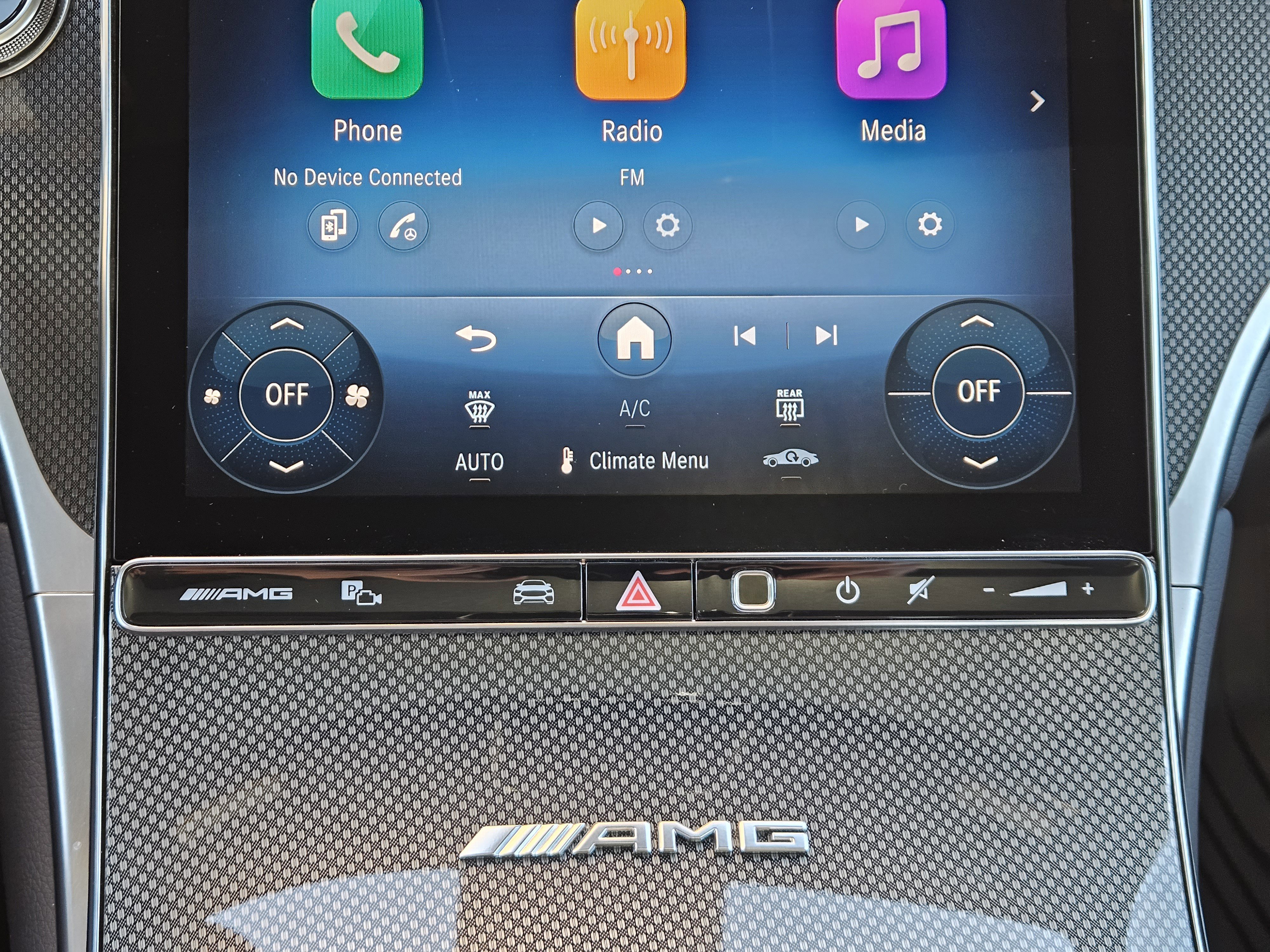 Certified 2025 Mercedes-Benz GLC 43 AMG 4MATIC image 20