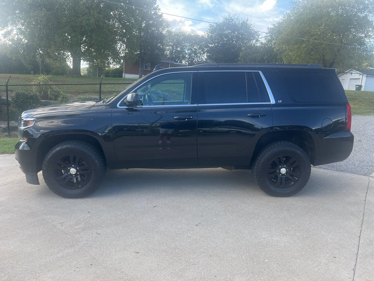 Used 2015 Chevrolet Tahoe LT image 6