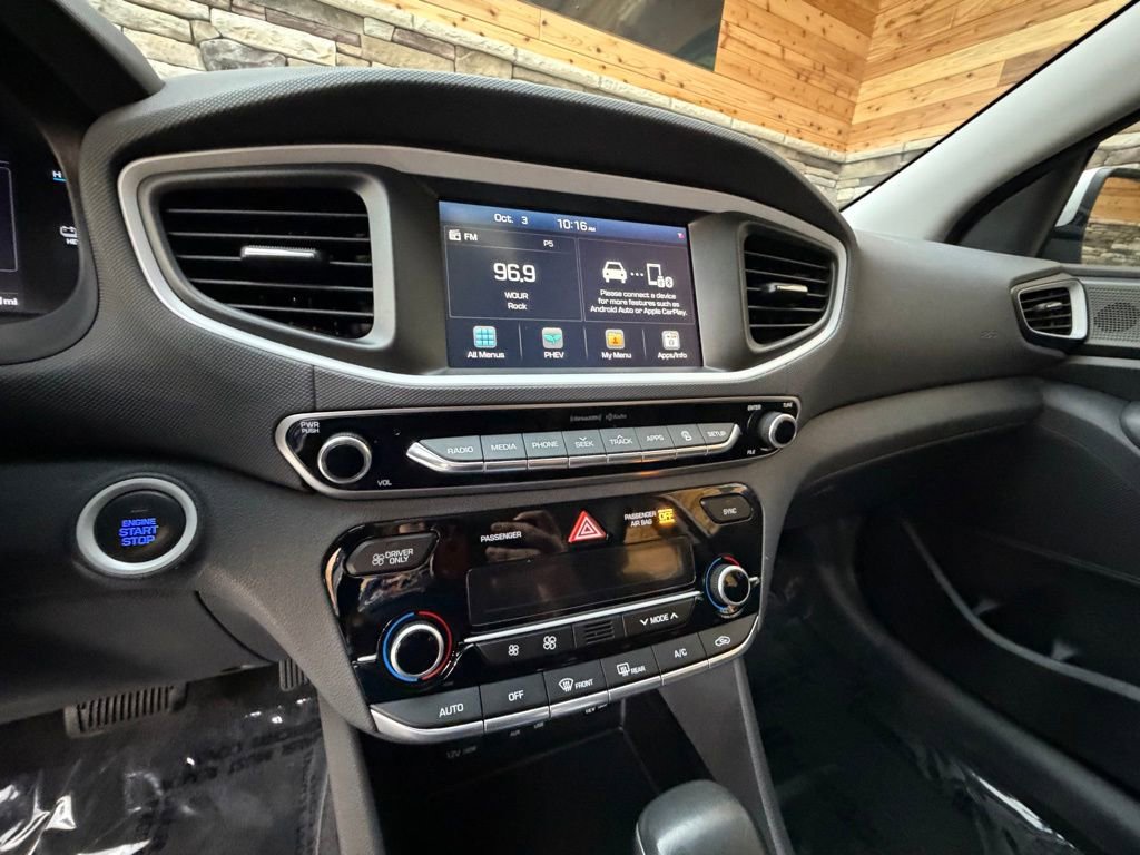 Used 2019 Hyundai Ioniq Plug-In Hybrid image 18