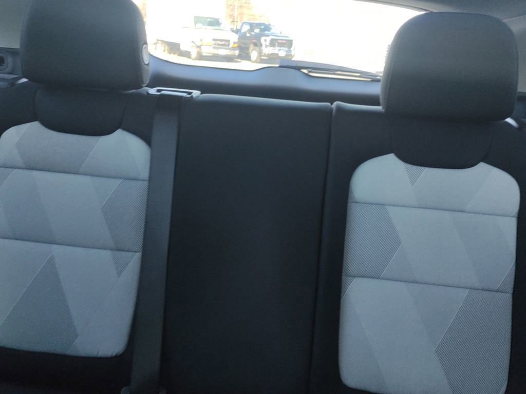 New 2026 Chevrolet Trax LS w/ LS Convenience Package image 24