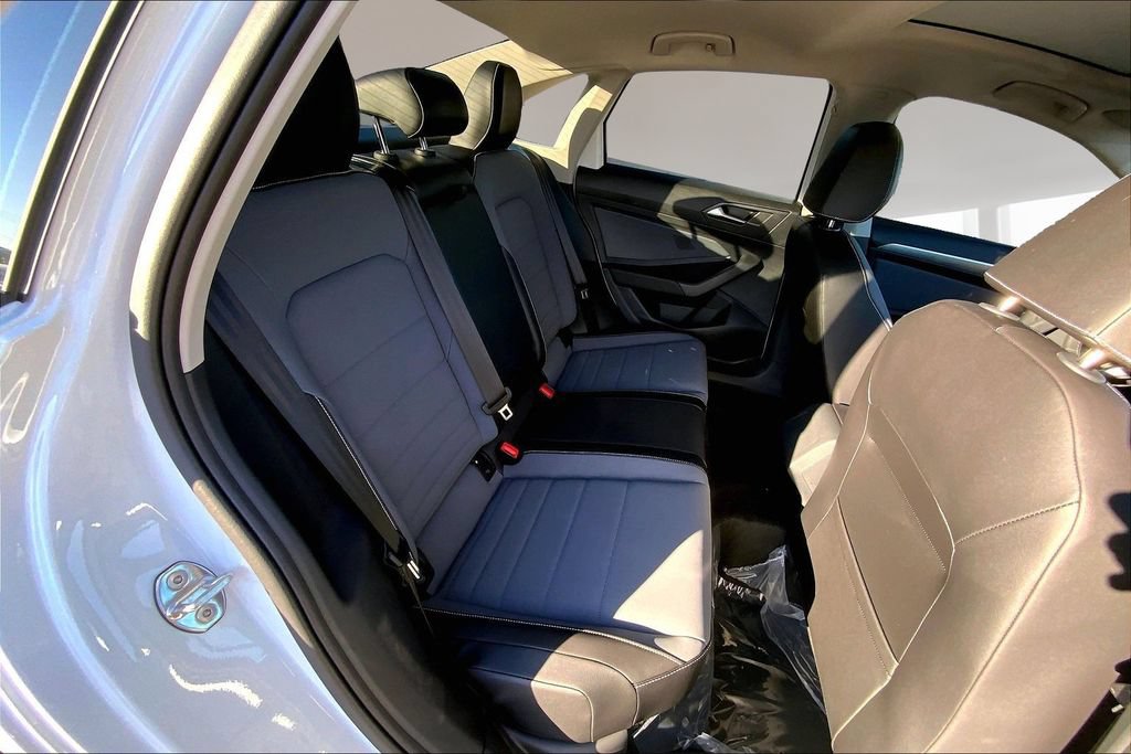 New 2026 Volkswagen Jetta SE FWD image 10