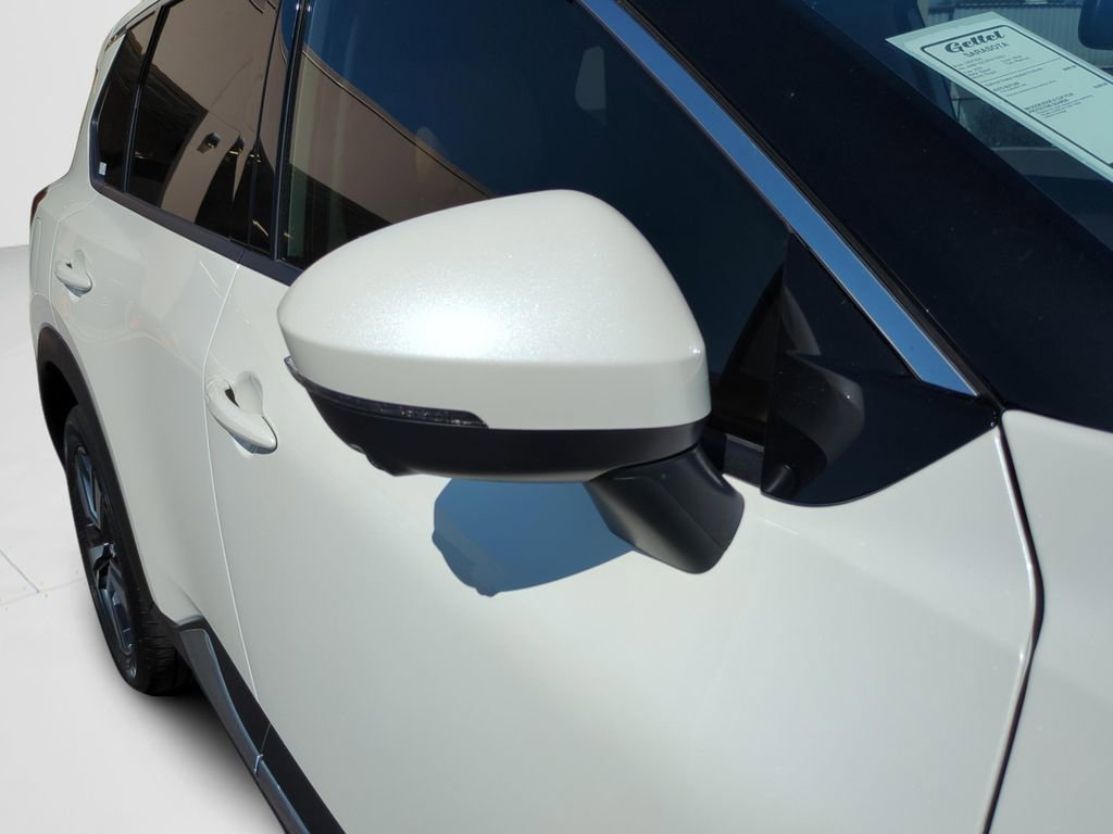 Used 2023 Nissan Rogue Platinum w/ Platinum Premium Package image 11