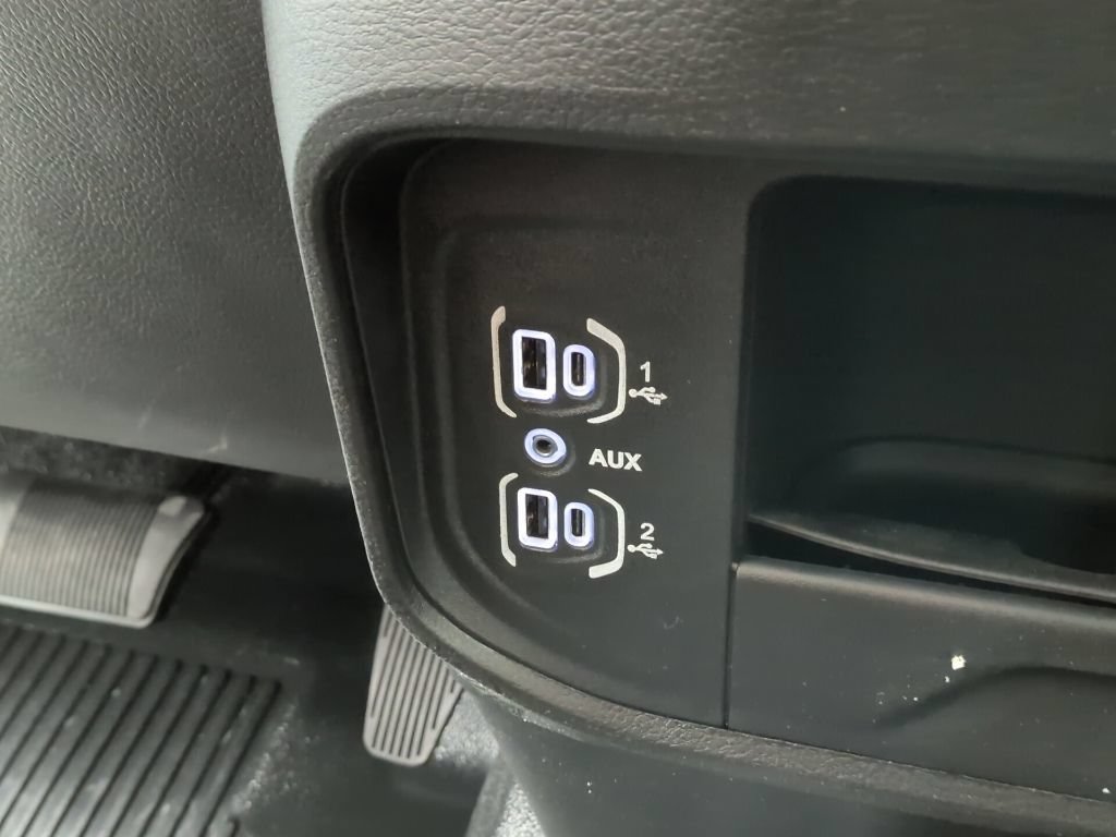 New 2026 RAM 5500 Tradesman AWD/4WD image 16