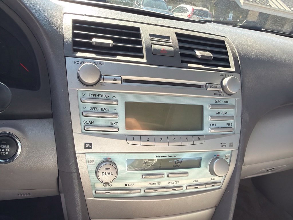 Used 2009 Toyota Camry XLE FWD image 22