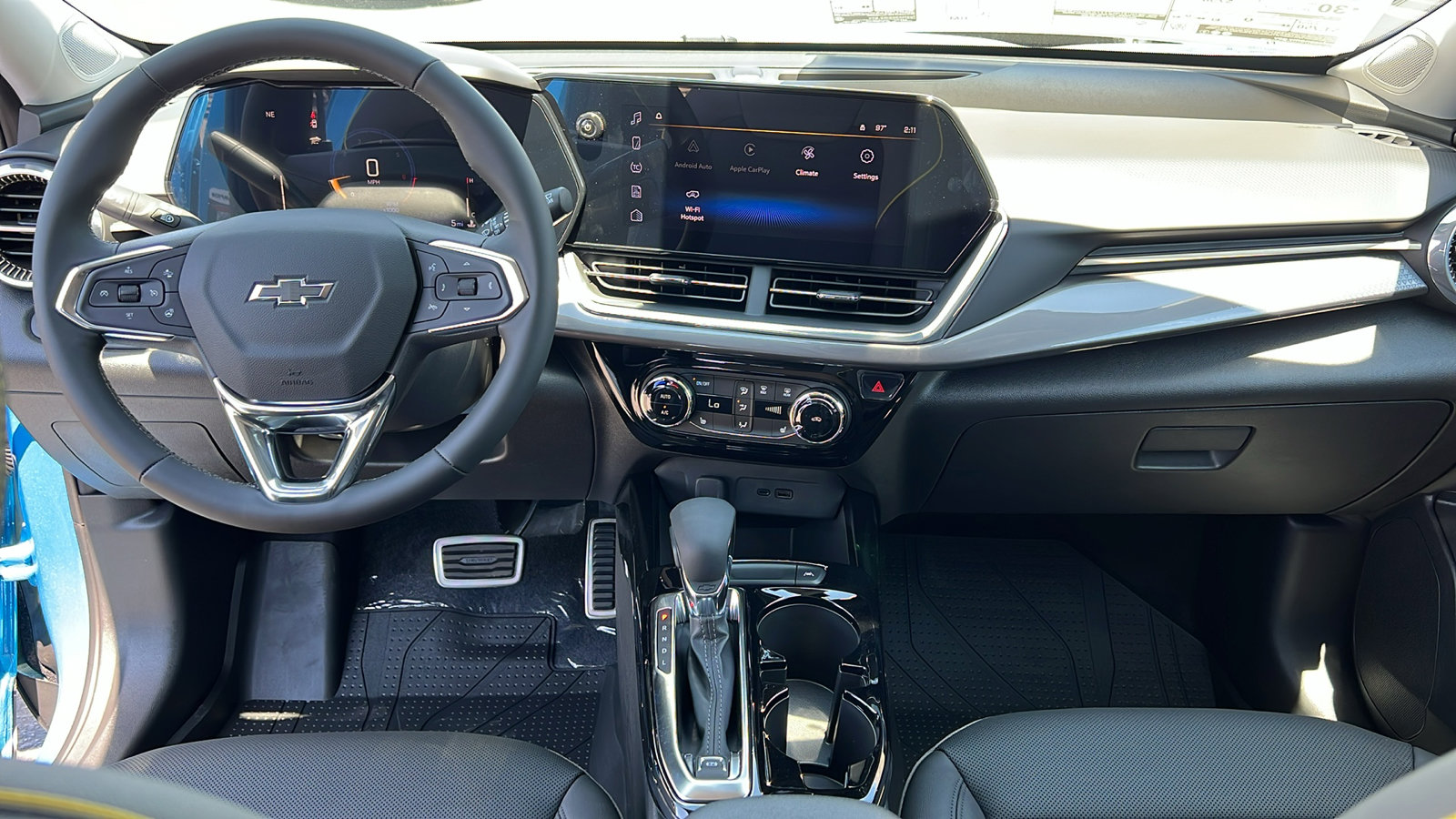 New 2025 Chevrolet Trax ACTIV w/ Driver Confidence Package image 15