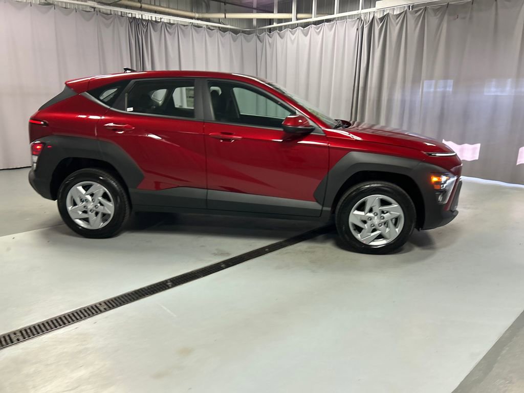 New 2026 Hyundai Kona SE image 8