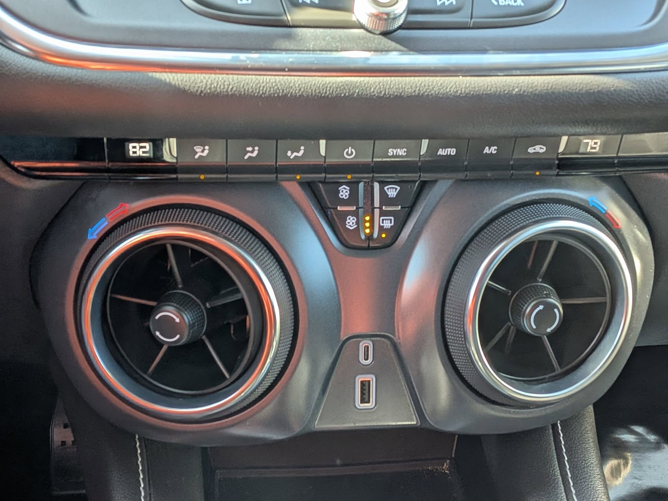 Certified 2023 Chevrolet Blazer LT w/ Midnight/Sport Edition image 29