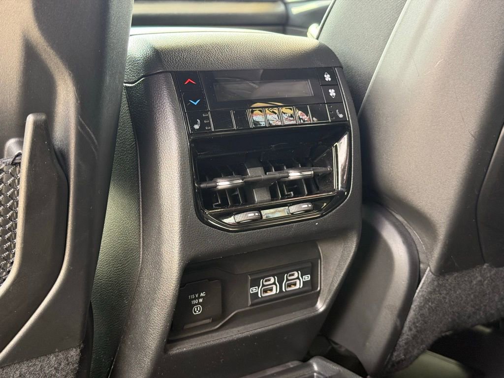 Certified 2024 Jeep Grand Cherokee L Limited AWD/4WD image 31