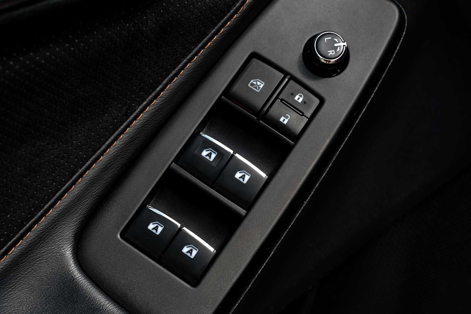 Used 2019 Toyota Avalon XSE image 43