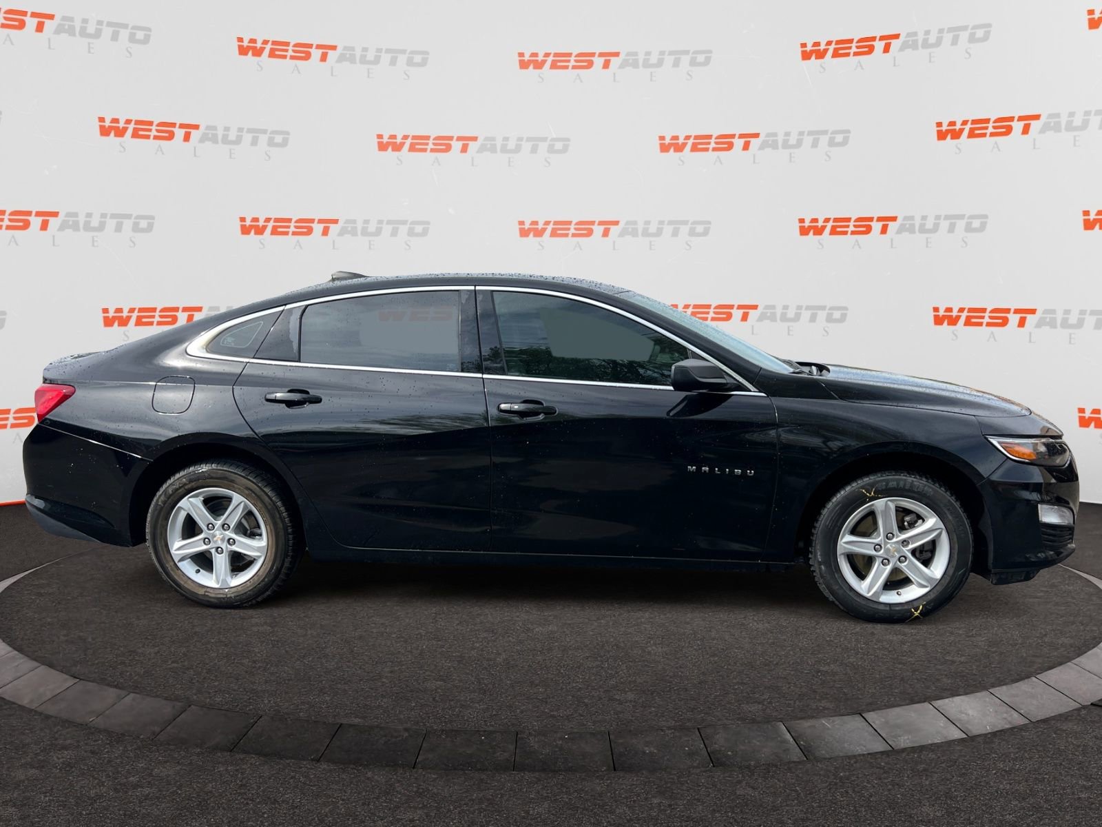 Used 2022 Chevrolet Malibu LS FWD image 6