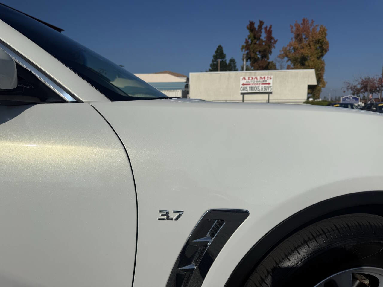 Used 2014 INFINITI QX70 AWD w/ Premium Package image 25