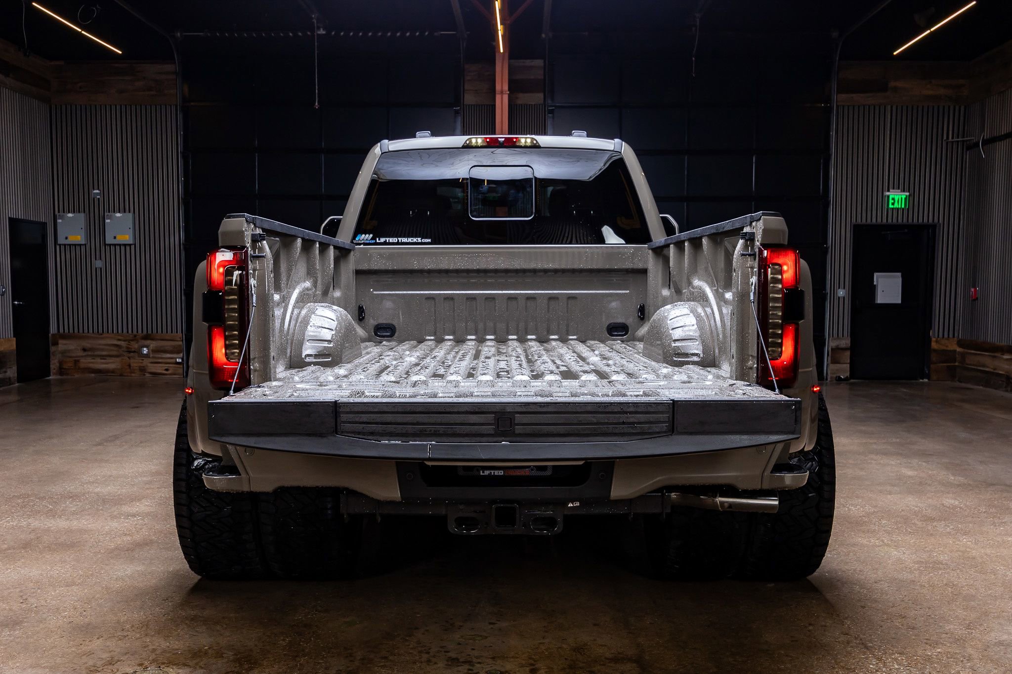 Used 2026 Ford F350 King Ranch w/ Chrome Package AWD/4WD image 9