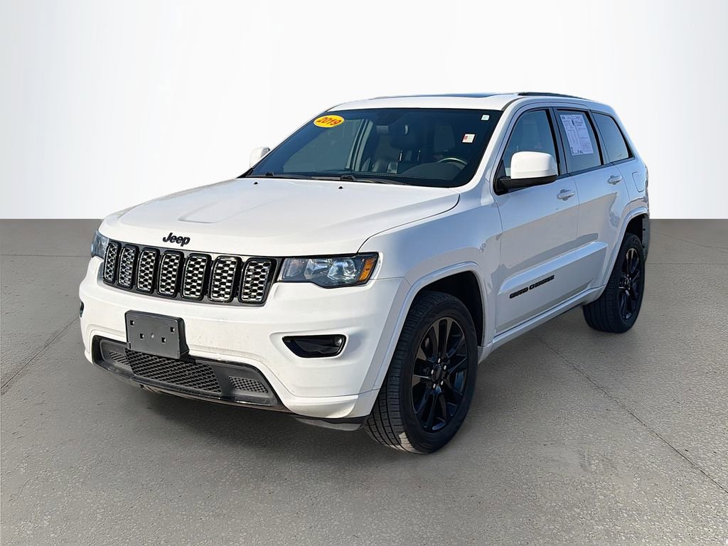 Used 2019 Jeep Grand Cherokee Altitude image 9