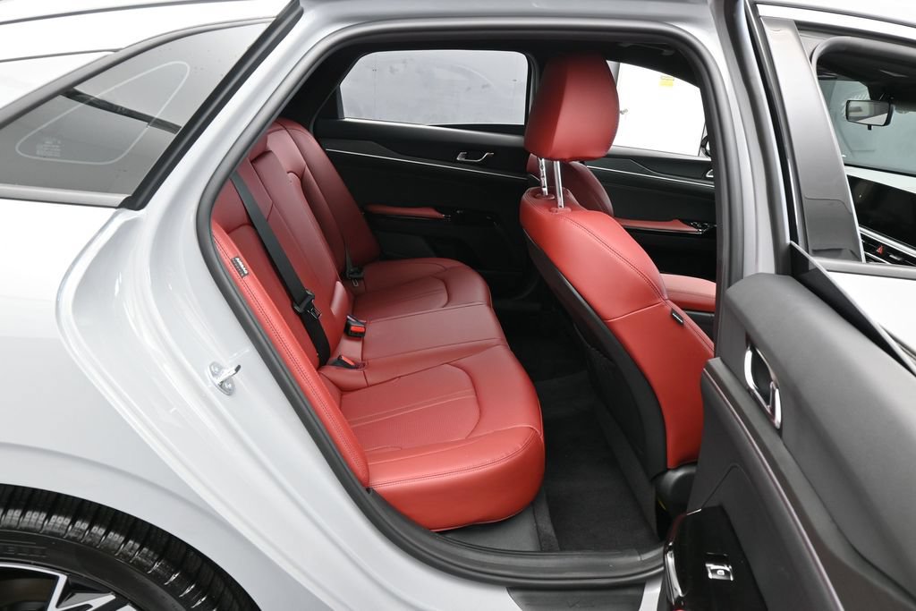 Used 2026 Kia K5 GT-Line image 39
