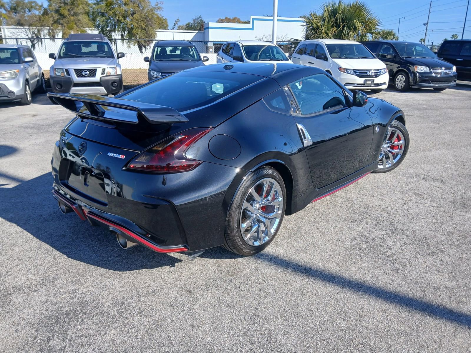 Used 2015 Nissan 370Z NISMO image 6