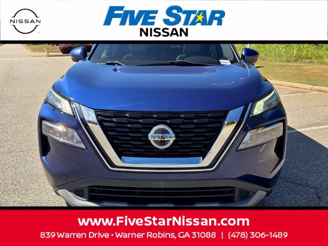 Used 2021 Nissan Rogue SV w/ Premium Package FWD image 2