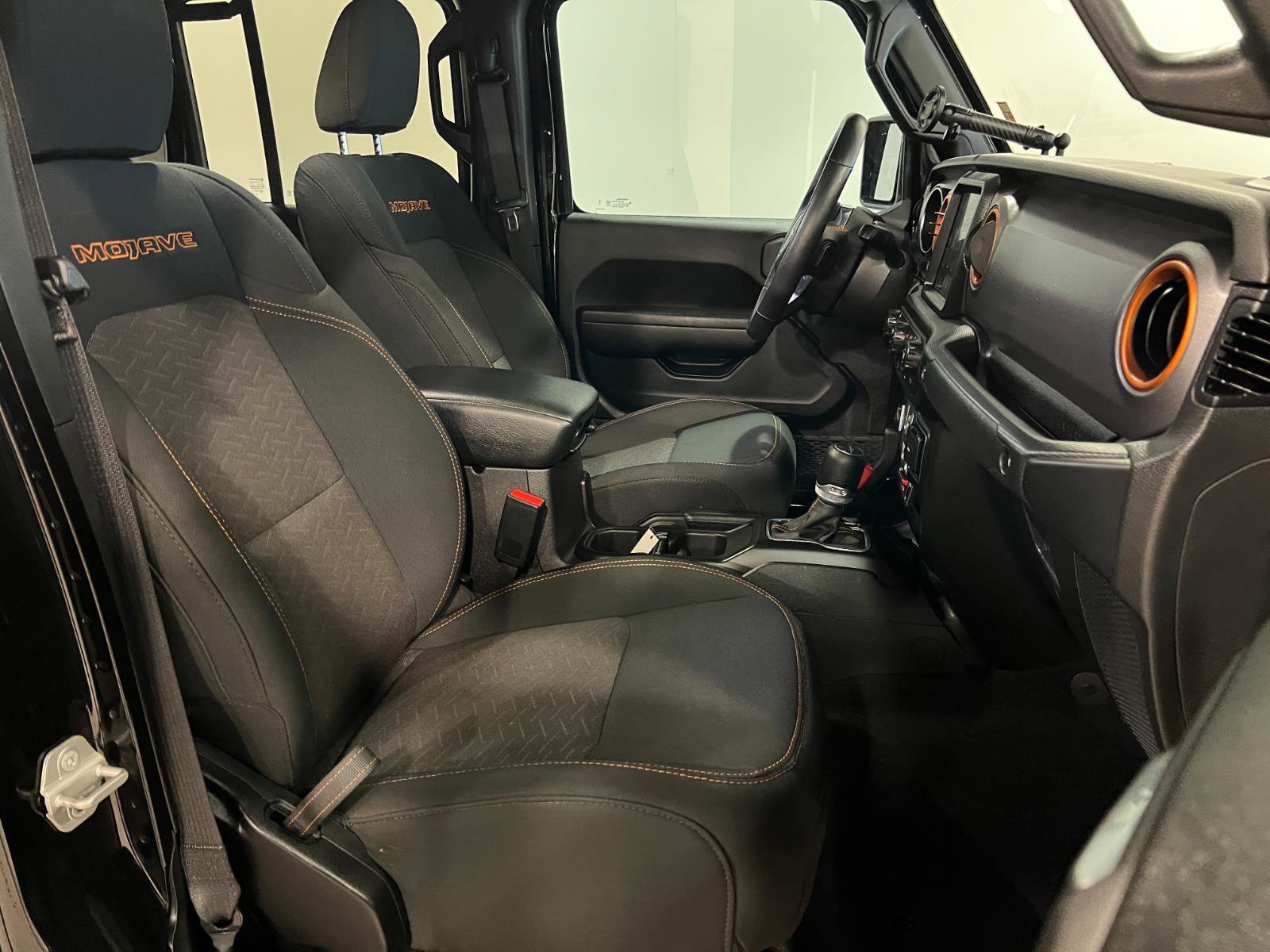 Used 2023 Jeep Gladiator Mojave w/ LED Lighting Group image 32