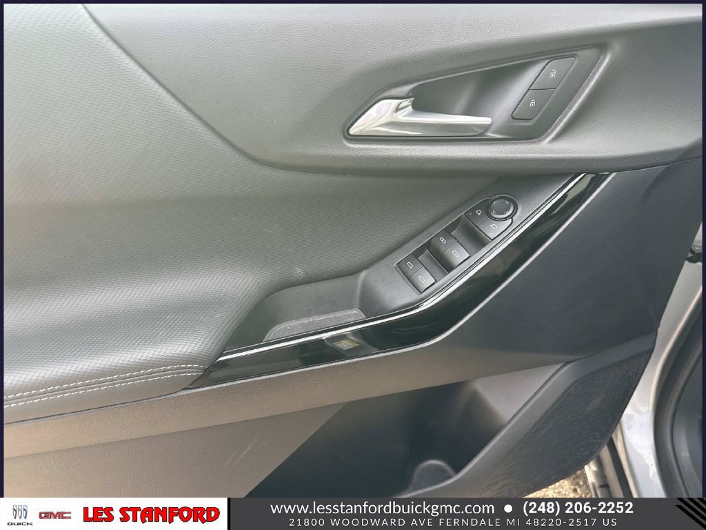 Used 2026 Chevrolet Equinox LT FWD image 16